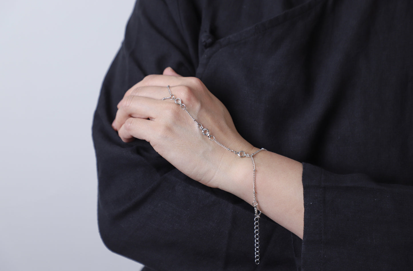 edoa Bohemian Rhinestone Finger Chain