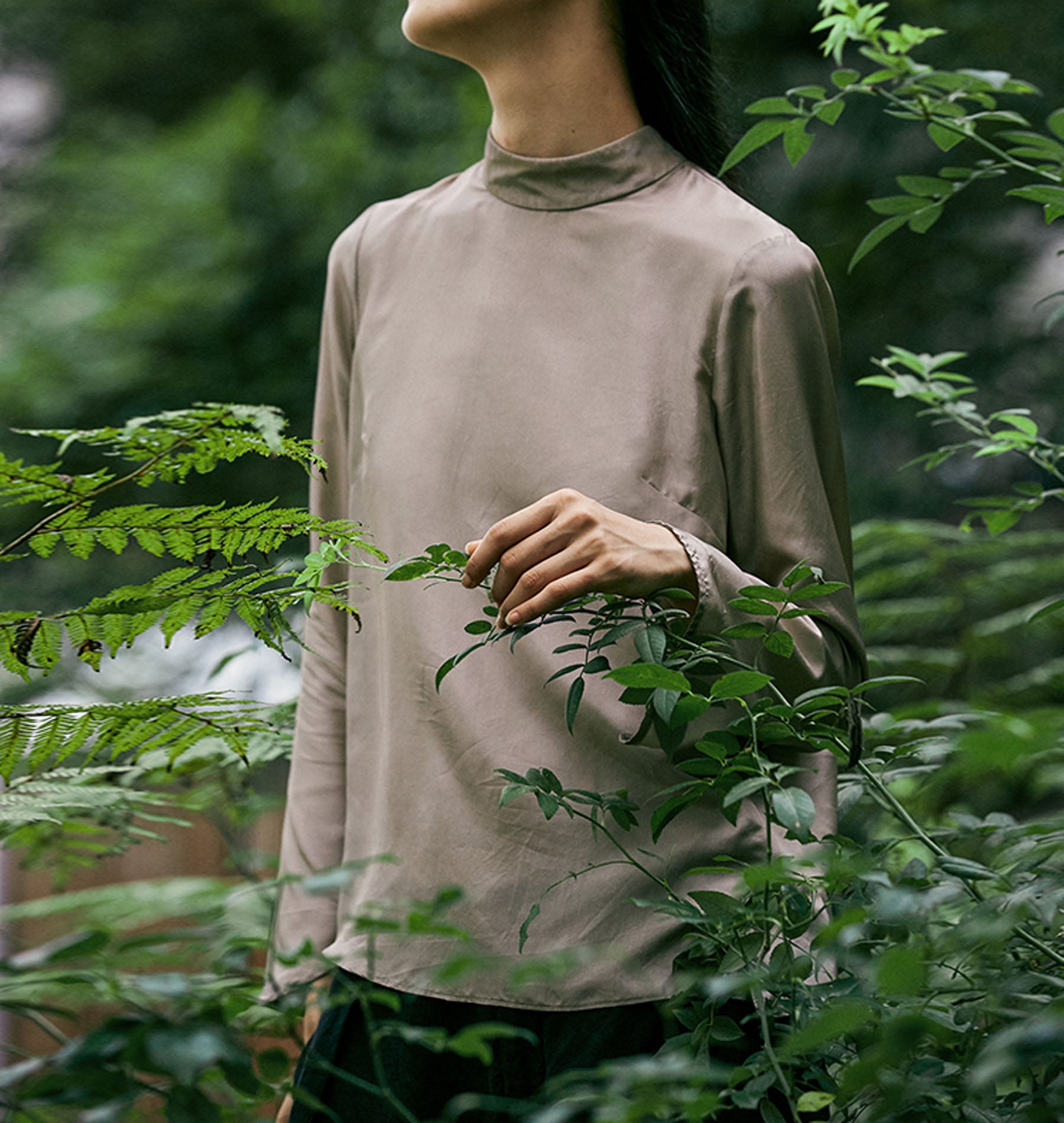 edoa Mulberry Silk Habutae Stand Collar Blouse