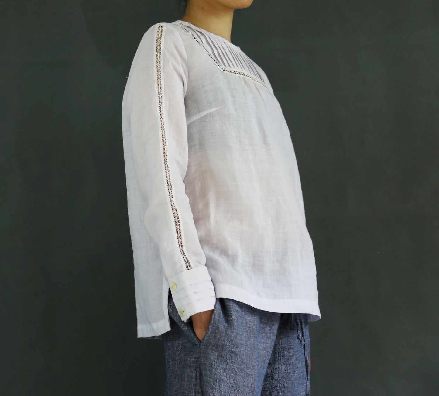 edoa French Linen Blend Victorian Top