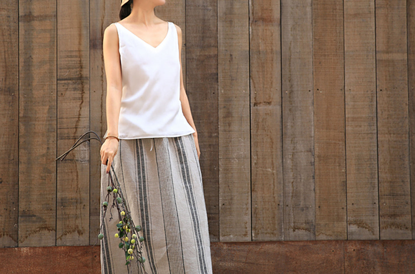 edoa Pure Silk Crepe de Chine V Neck Tank 