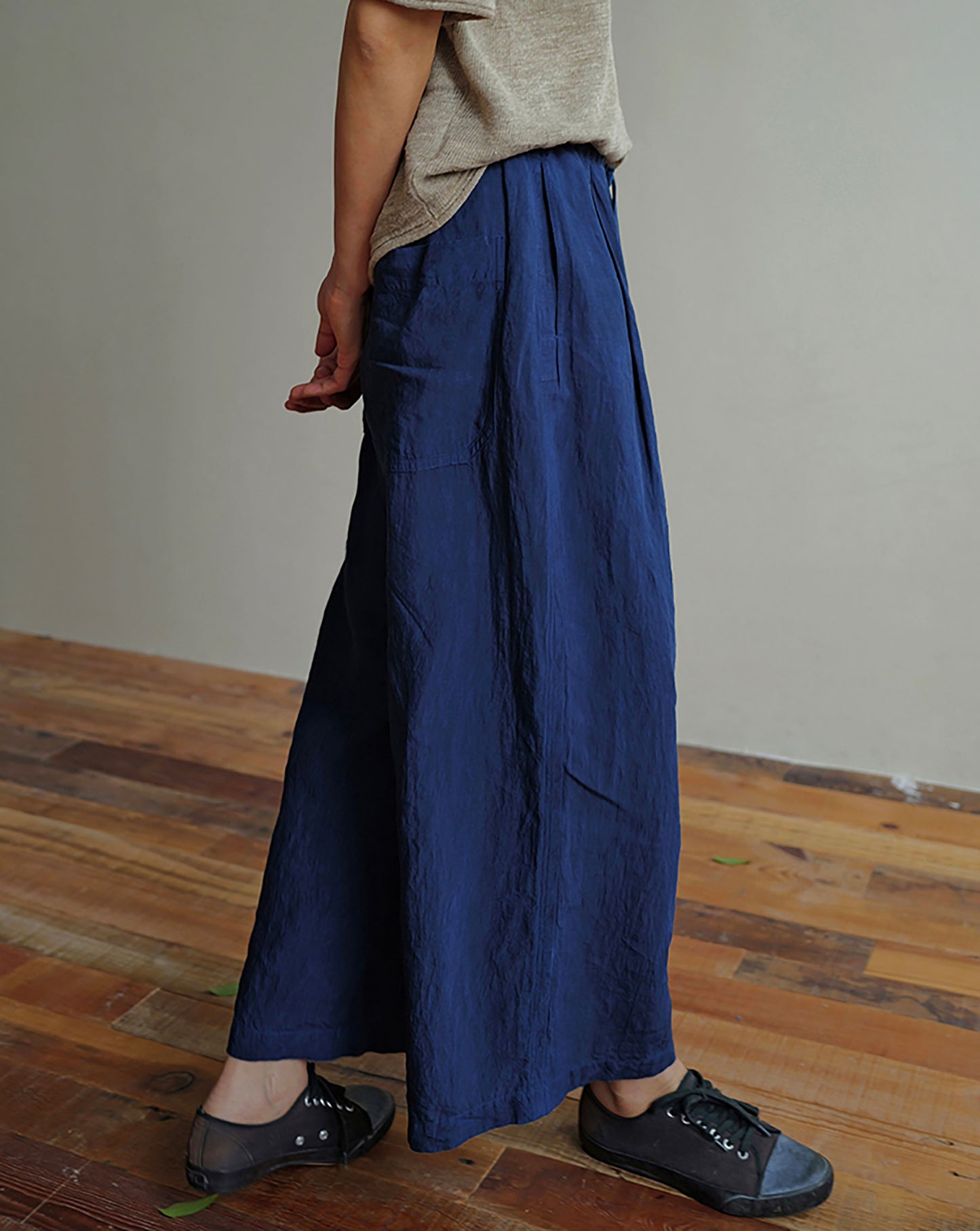 edoa Plant Dyed Linen Gaucho Pants