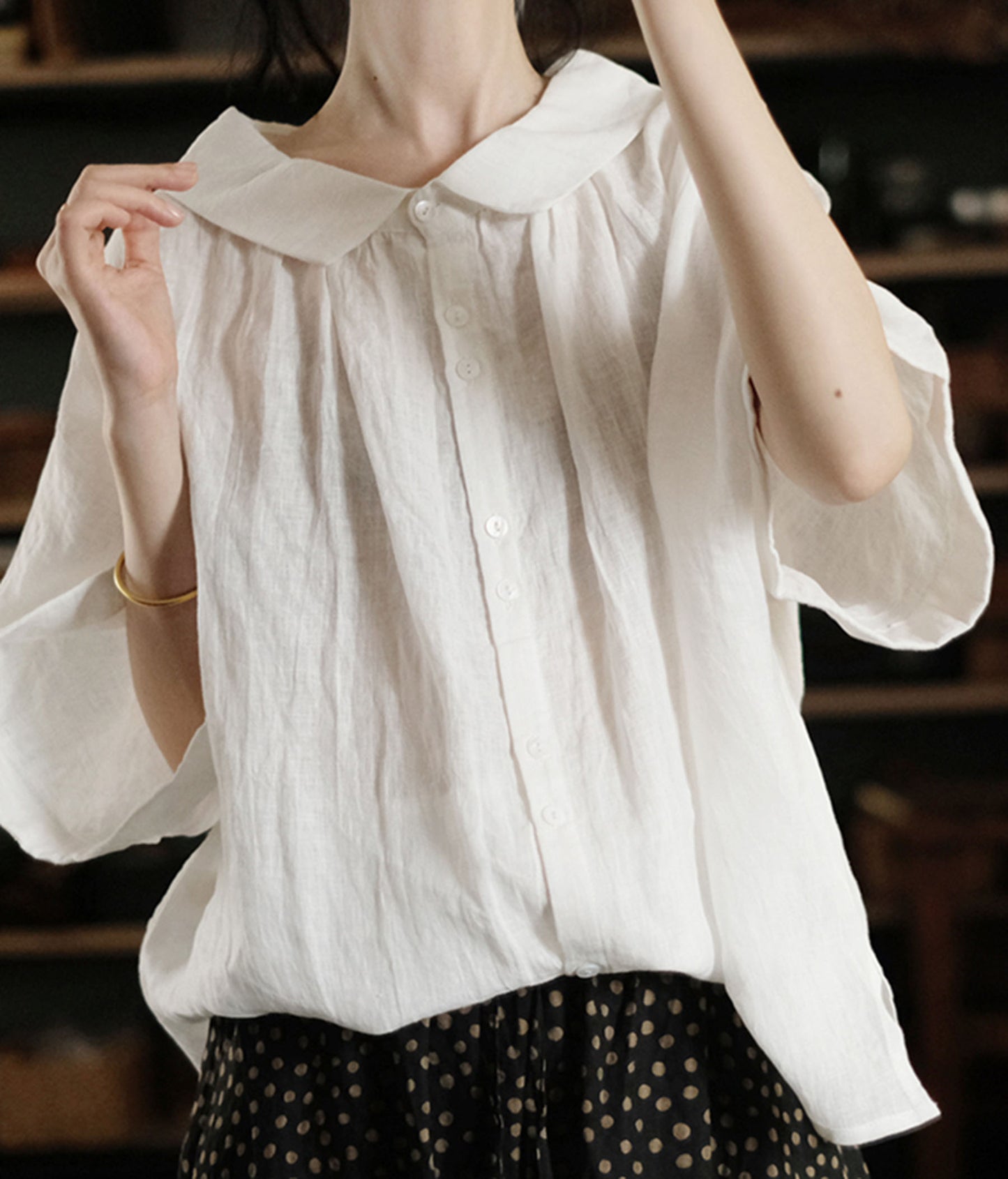 edoa Light Weight Linen Peter-pan Collar Shirt