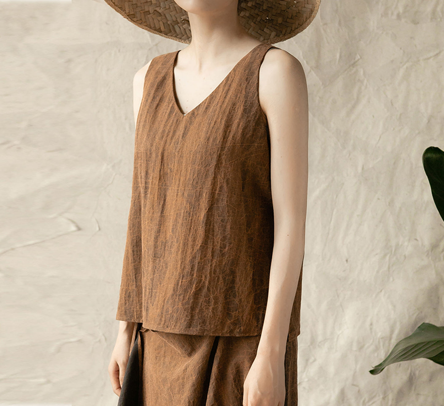 edoa Cracked Mud Silk Tank