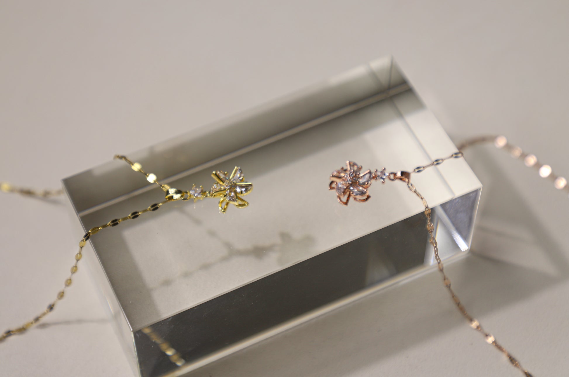 edoa Spin Windmill Fidget Necklace