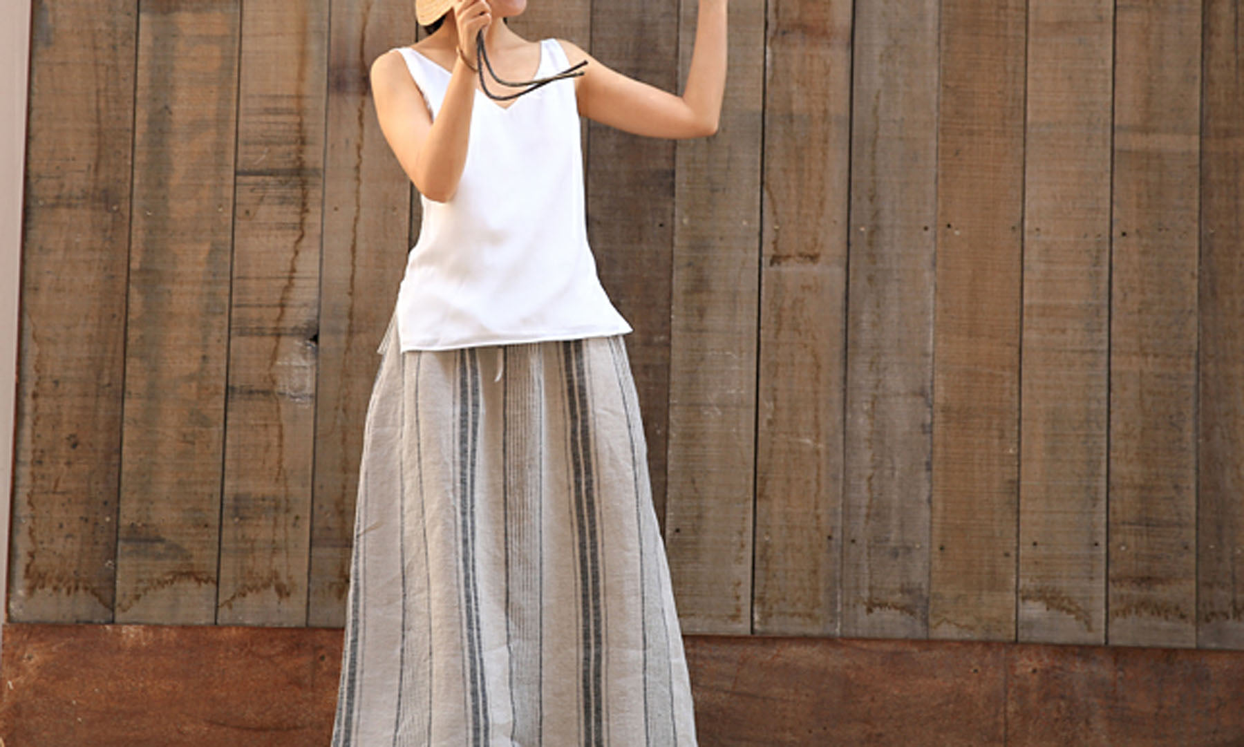 edoa Pure Silk Crepe de Chine V Neck Tank 