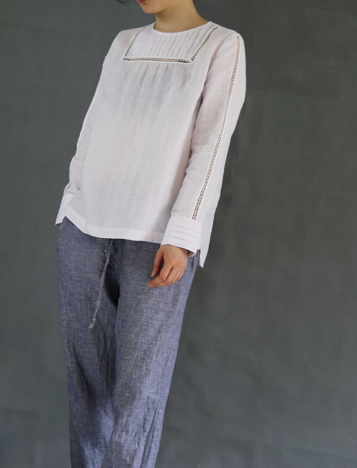 edoa French Linen Blend Victorian Top