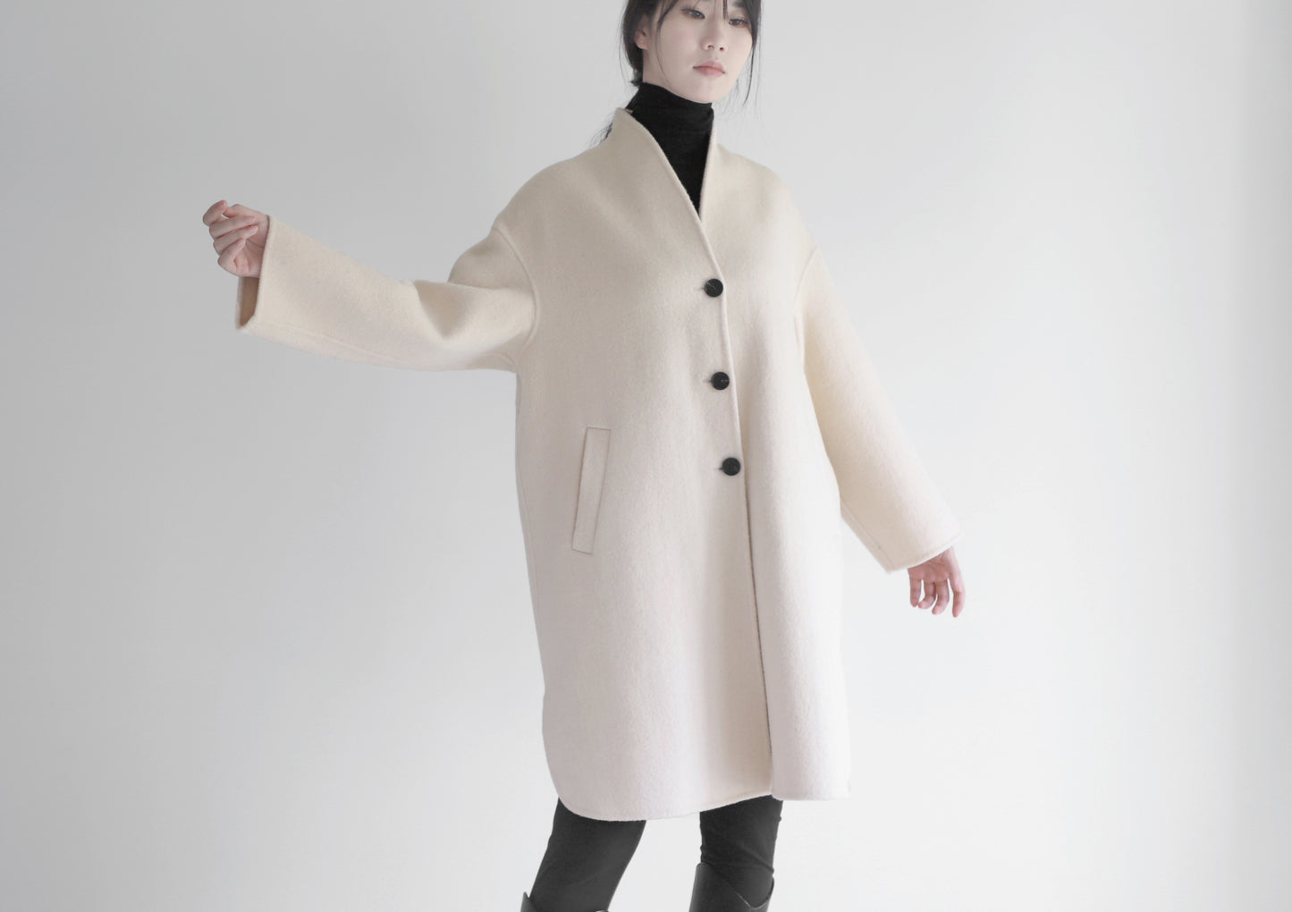 edoa white double faced wool coat