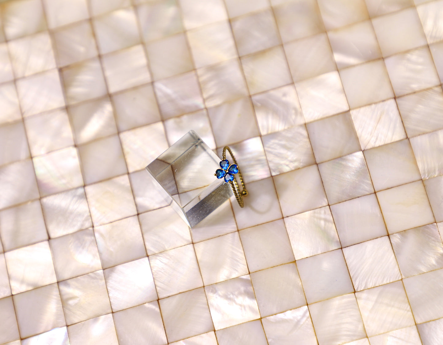 Heart clover birthstone ring