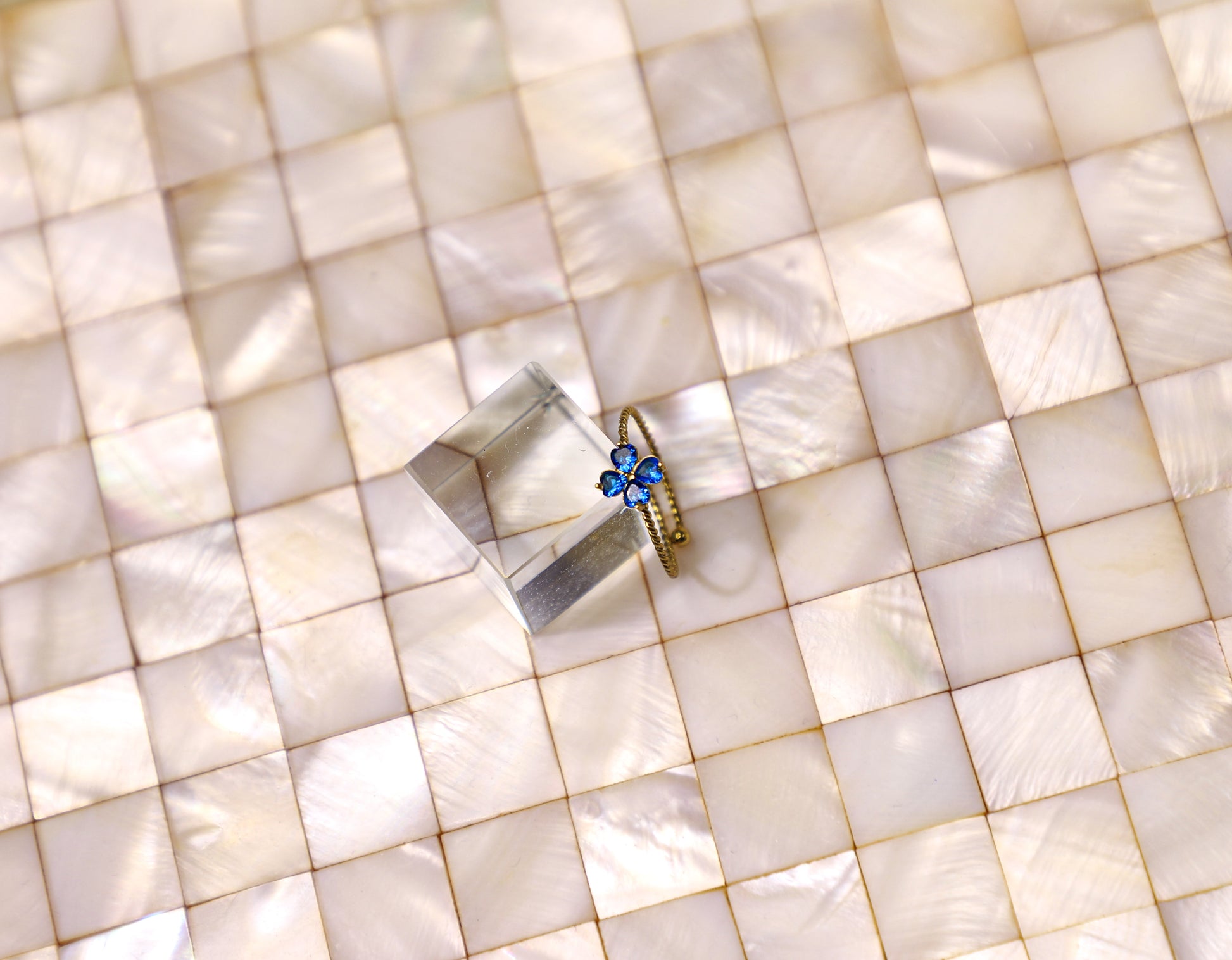 Heart clover birthstone ring