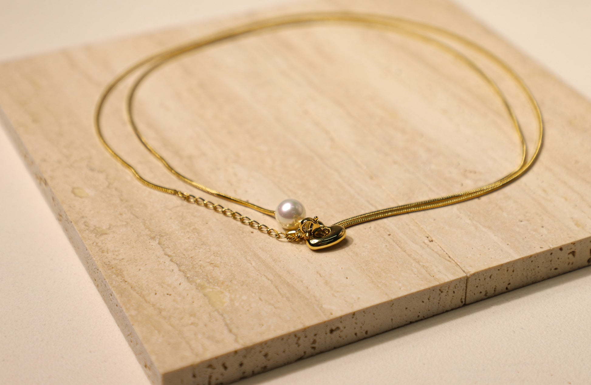 edoa Pearl Heart Slider Necklace