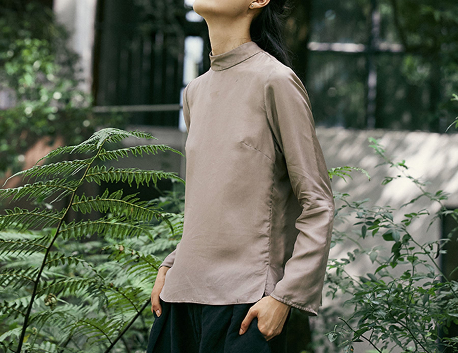 edoa Mulberry Silk Habutae Stand Collar Blouse