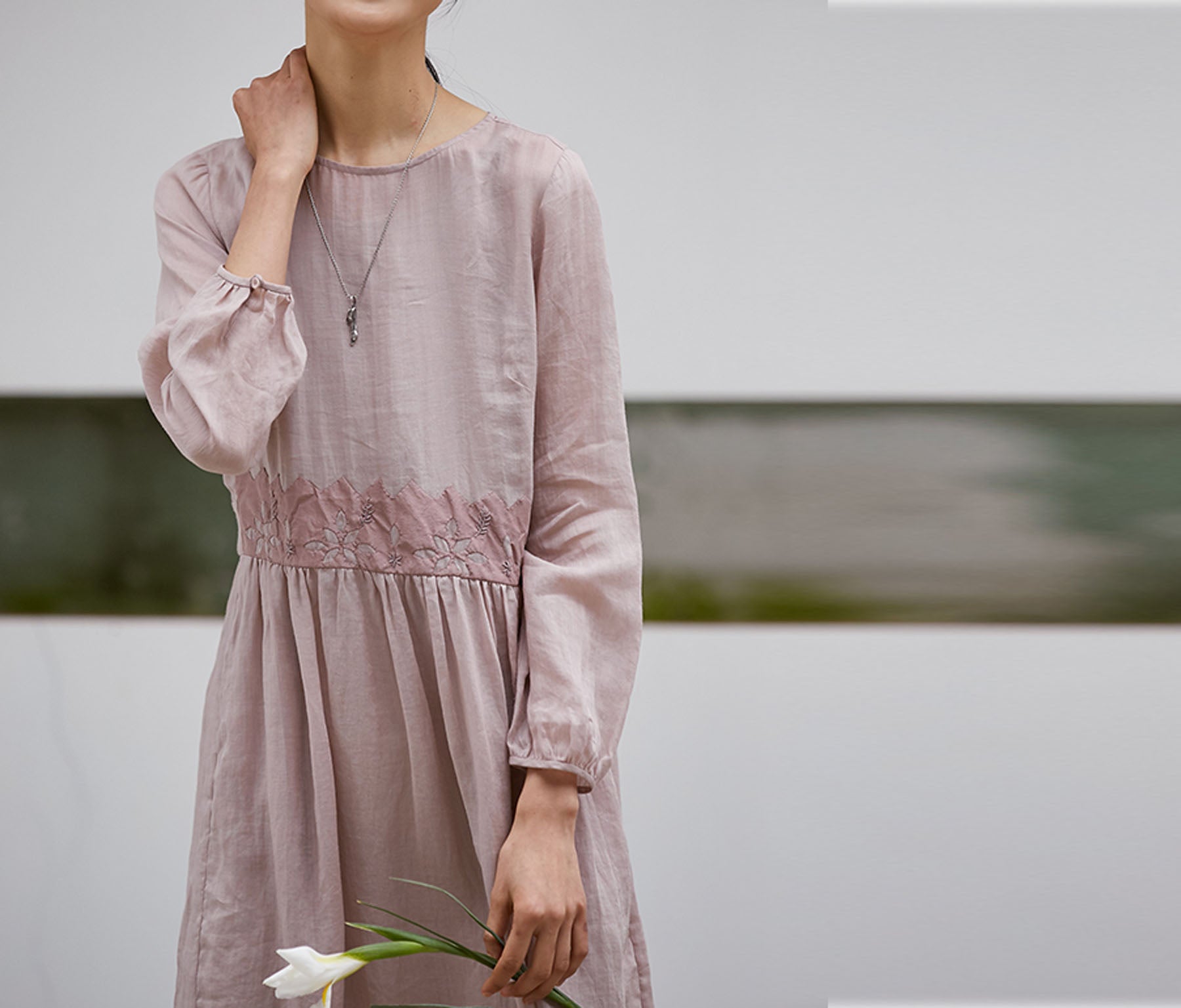 edoa High Counted Ramie Dress