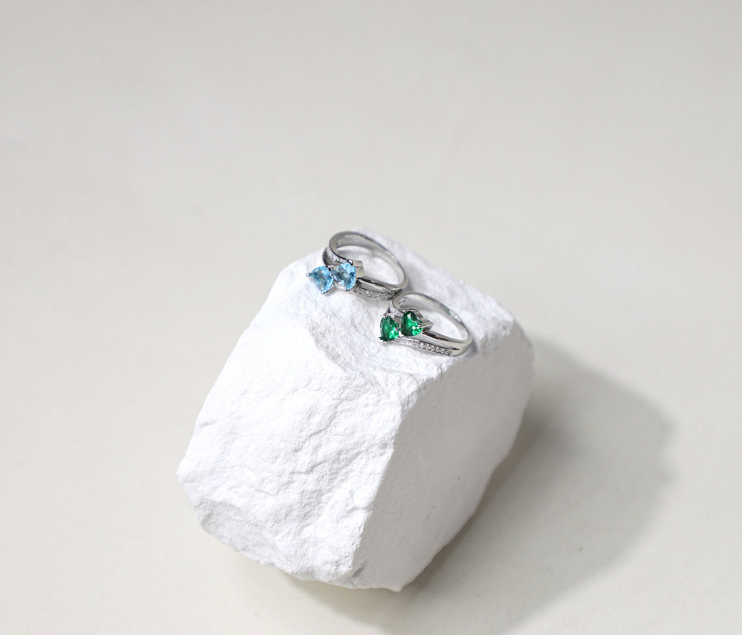 Duo heart ring