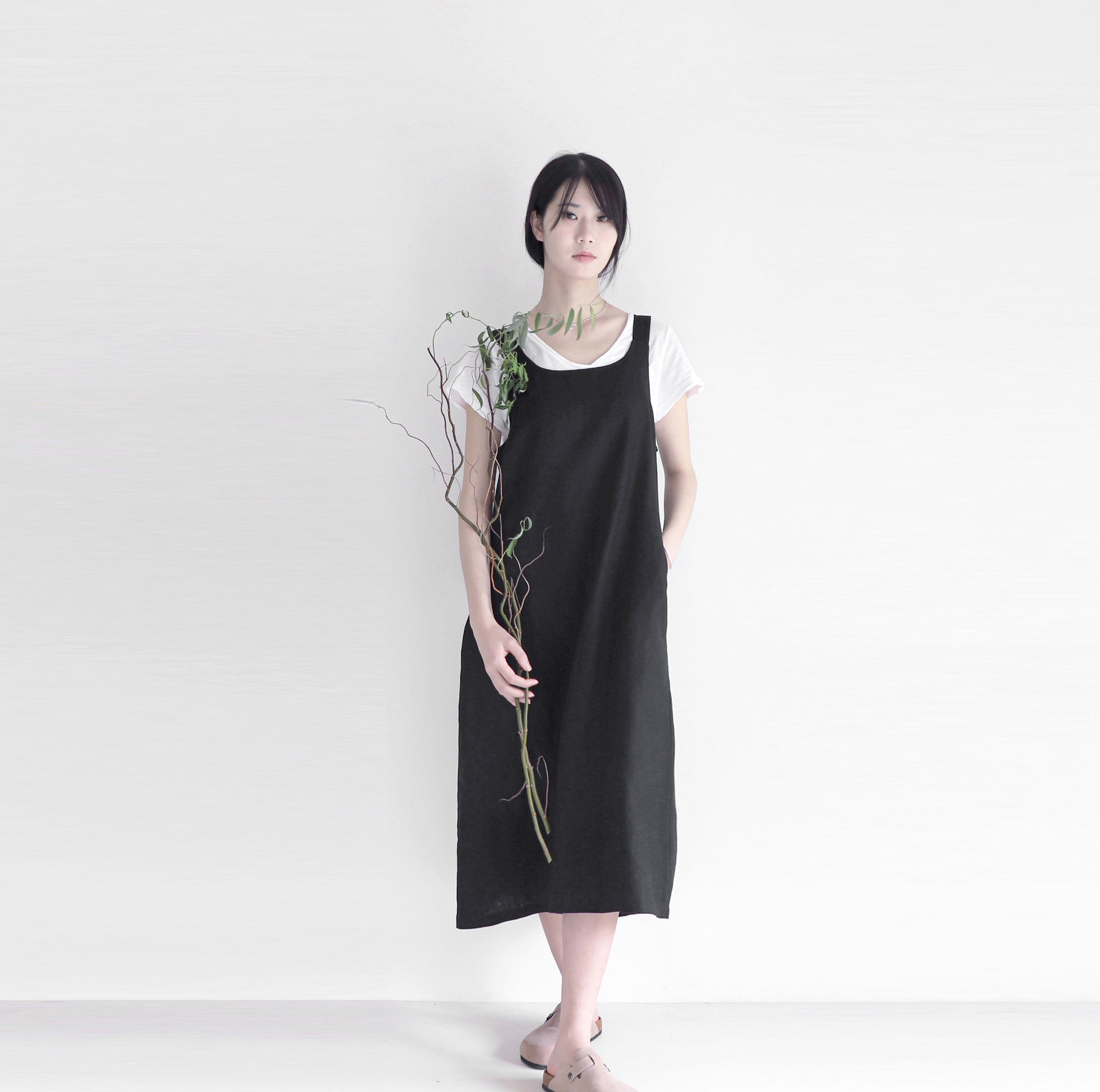 edoa linen pleated overall dress