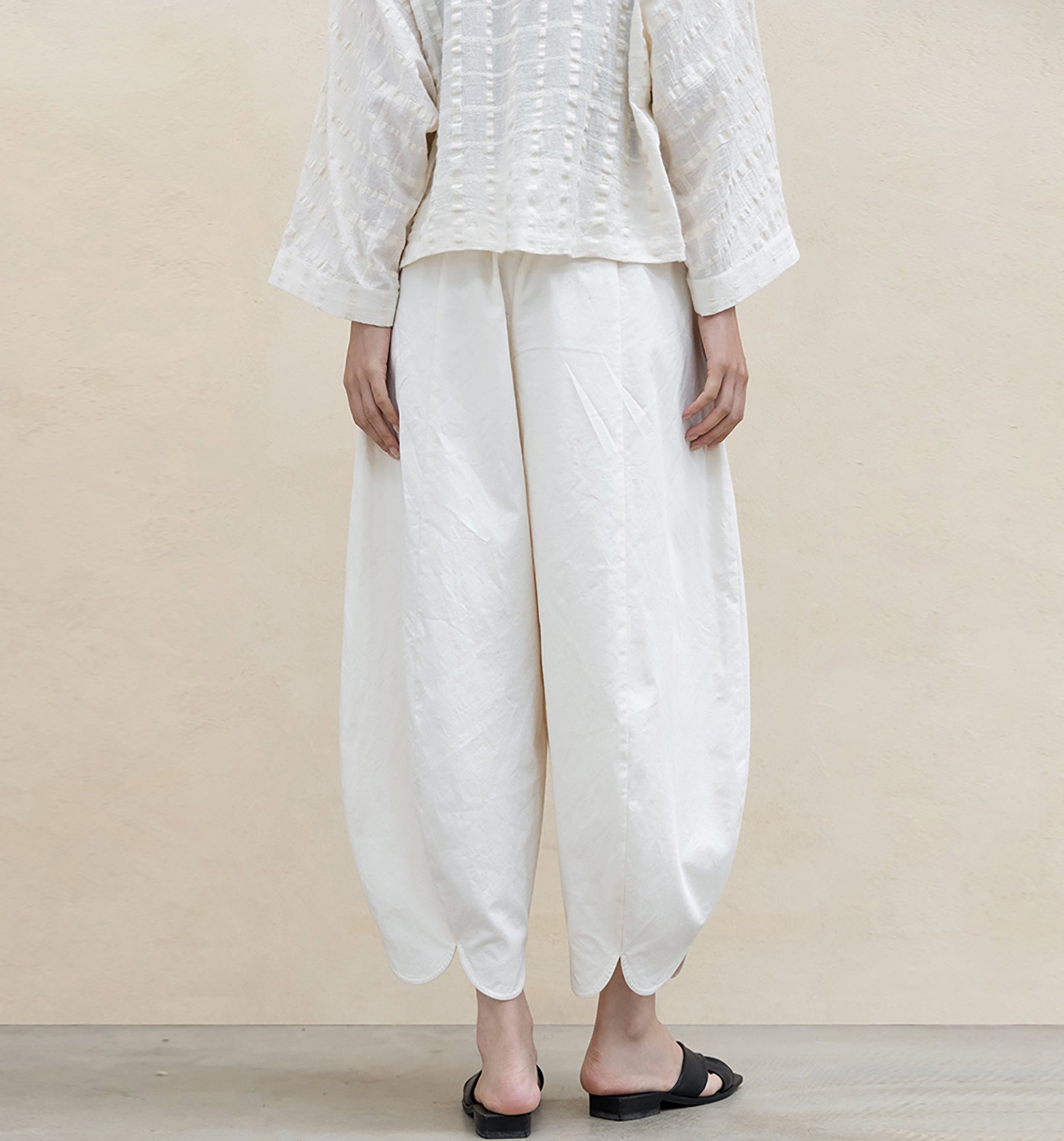 edoa High Density Petal Tulip Pants