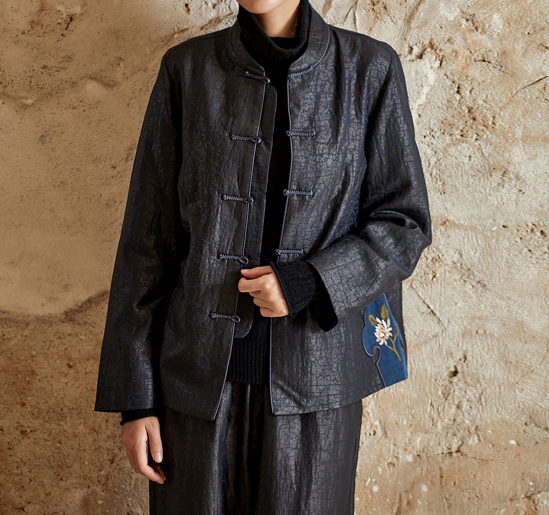 edoa Cracked Mud Silk Short Chinese Jacket with Hand Embroidery