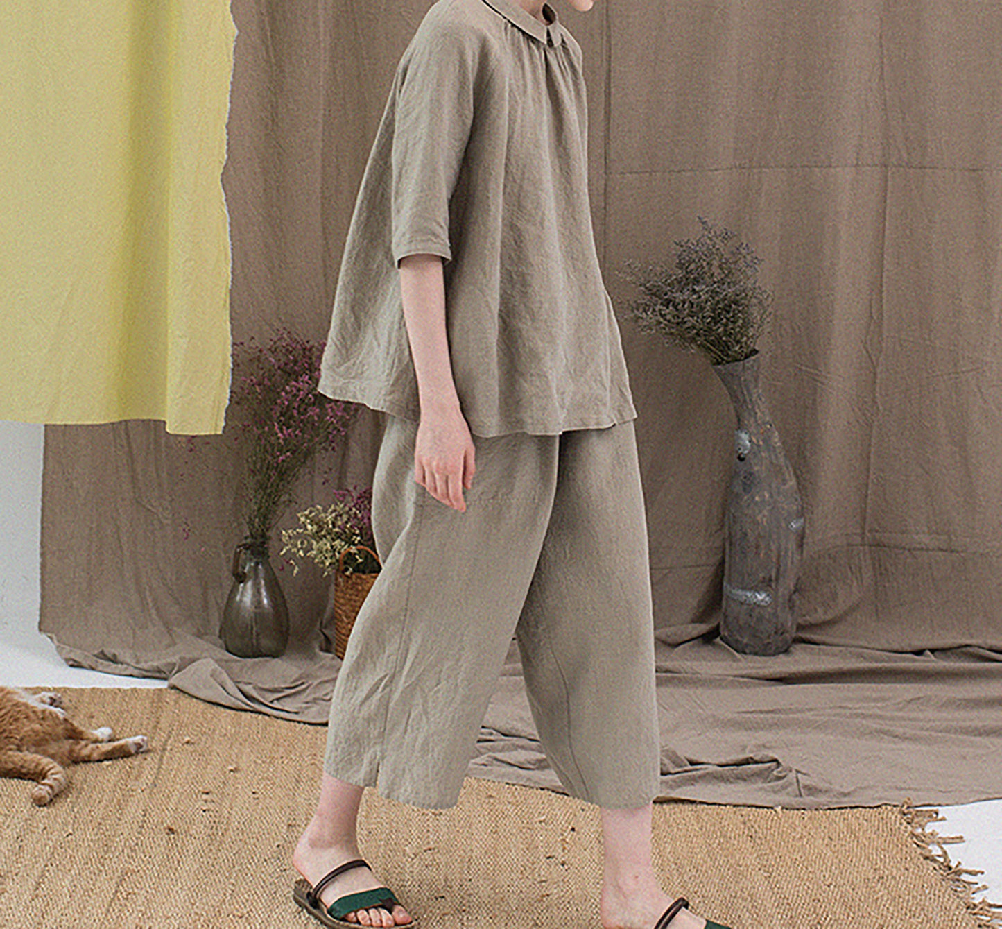 edoa Revesible Yarn dyed French Linen Peterpan Collar Blouse with Gather Neck