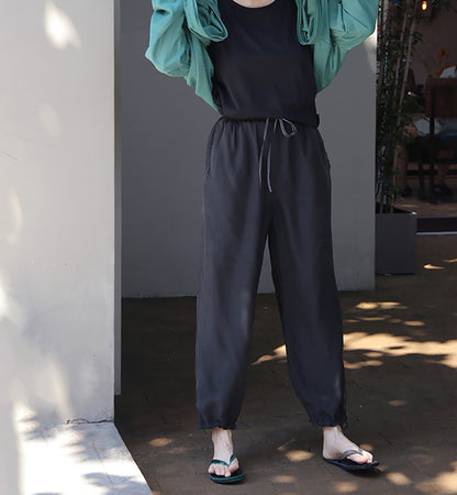 edoa Black Sand Washed Mulberry Silk Habotati Tapered Pants