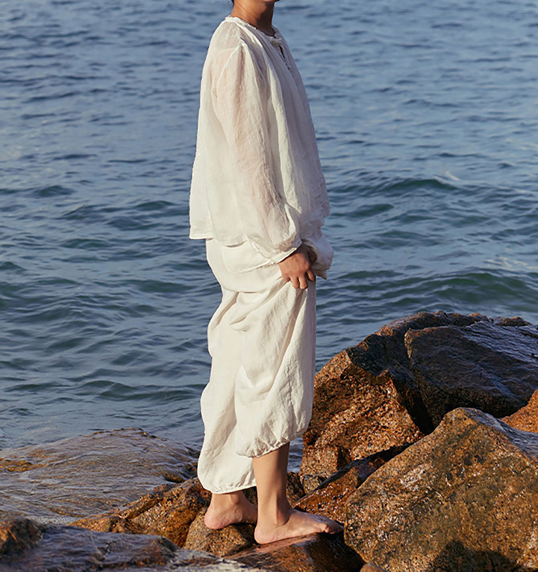 edoa White Linen Balloon Silhouette Trousers 