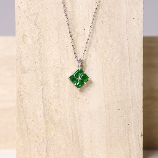 edoa Minimalist Emerald Pane Necklace