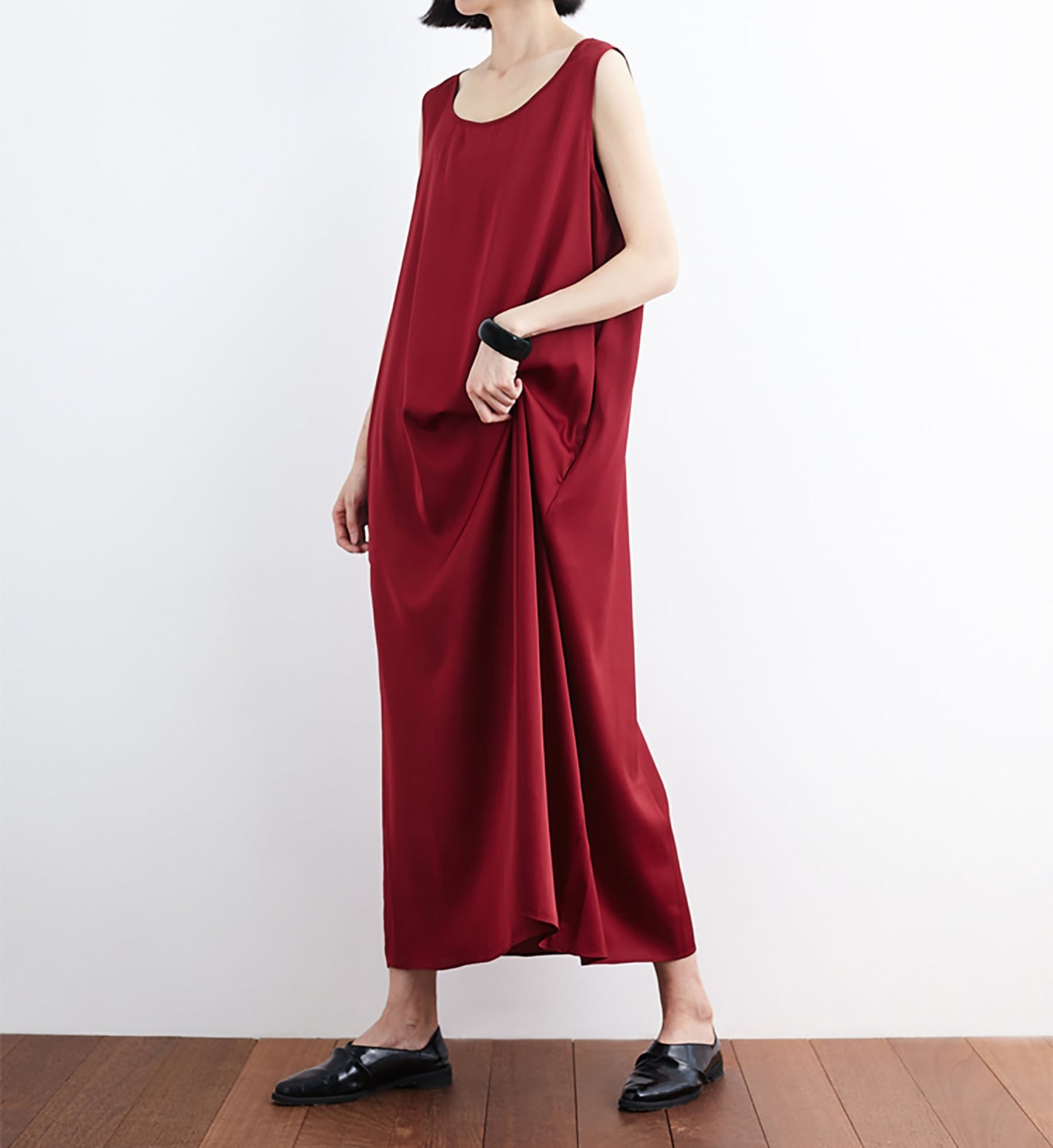 edoa Heavy Weight Mulberry Silk Sleeveless Dress