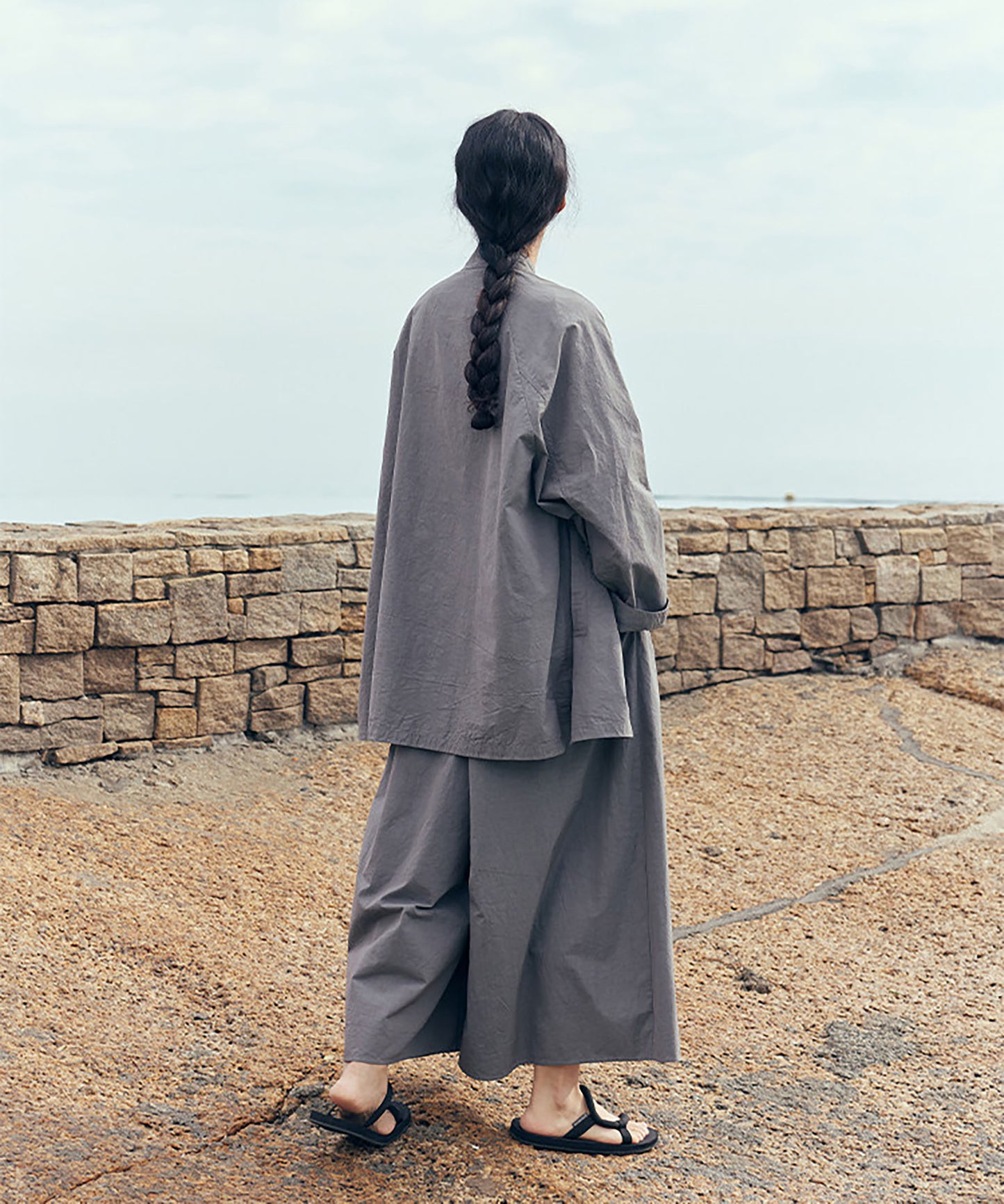 edoa Gray Loose Fitting High Densit Sun-dried Cotton Oriental Tang Jacket