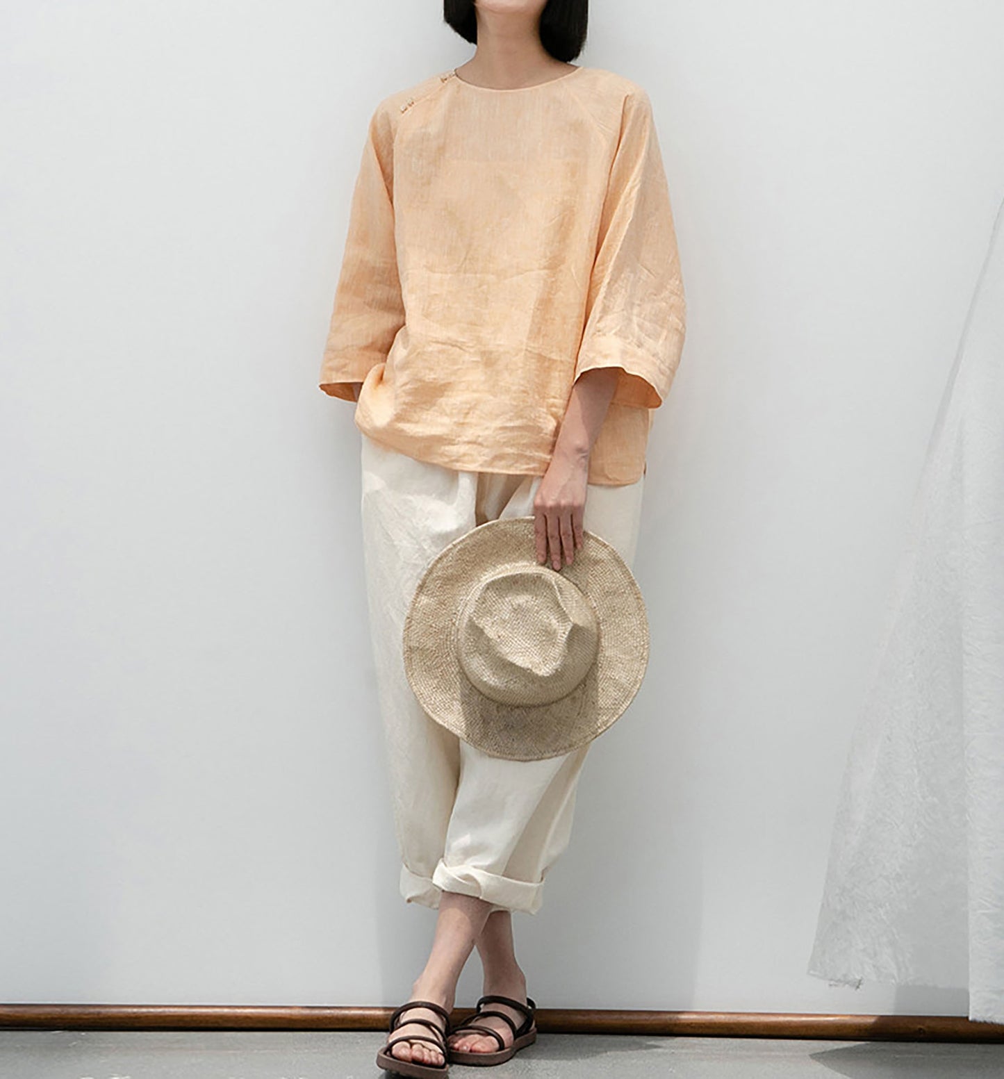 edoa  Loose Fit Yarn Dyed Linen Chinese T-shirt