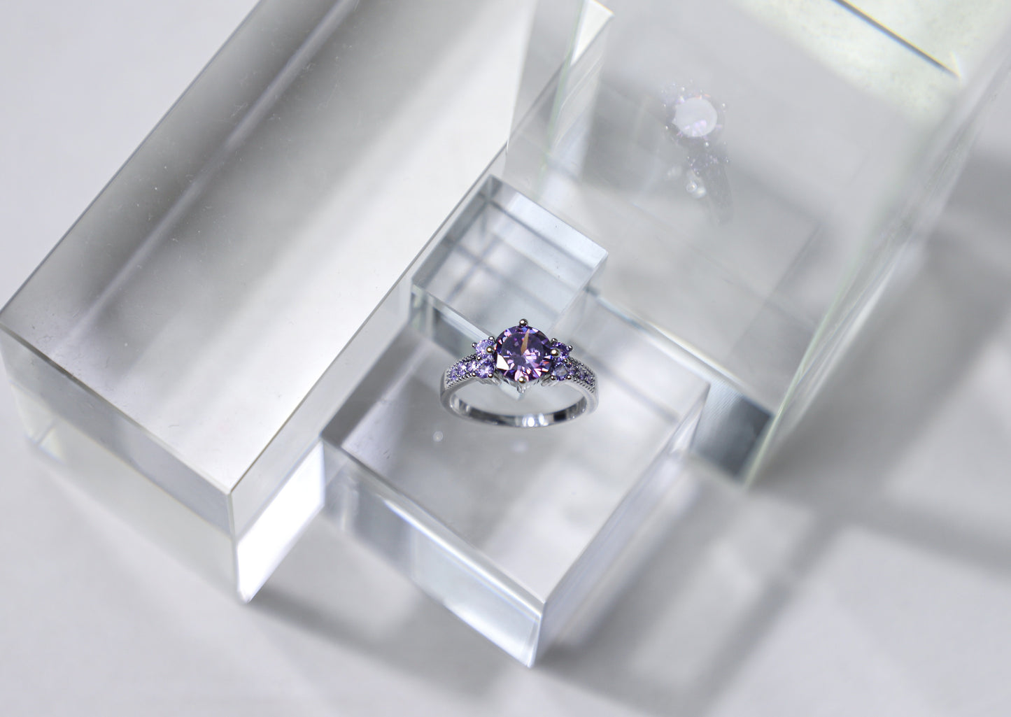 edoa Minimalist Dainty Pavé Birthstone Ring