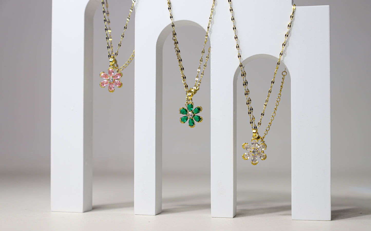 edoa Vintage Floral Birthstone Necklace