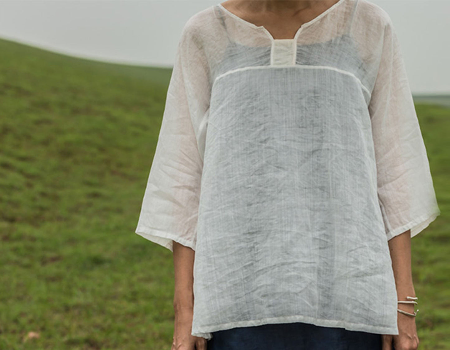 edoa High Counted Ramie Smock Top