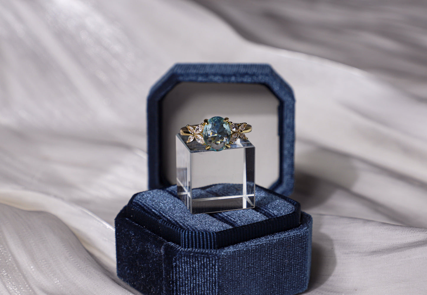 edoa Minimalist Oval Aquamarine Butterfly Wings Ring