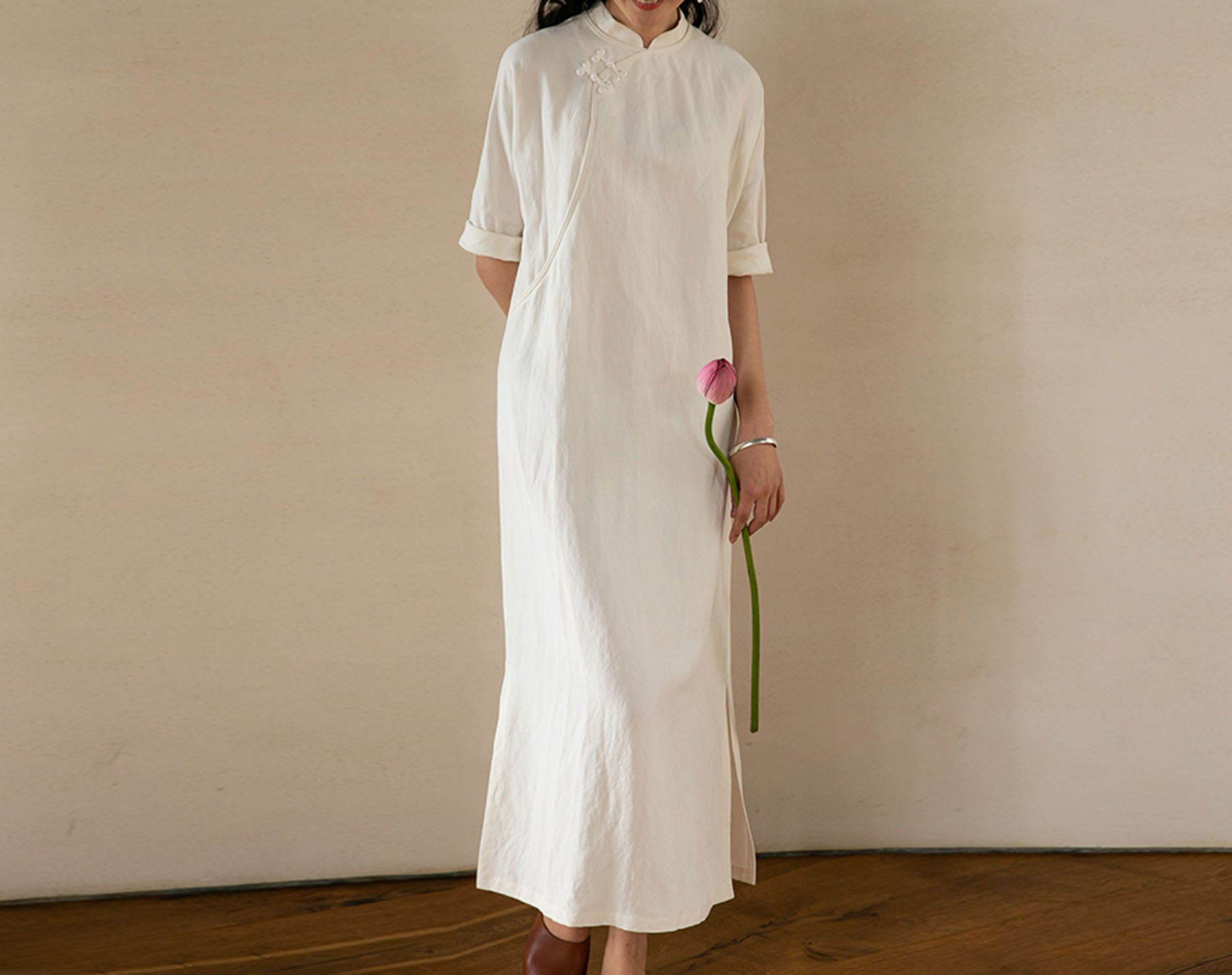 edoa Half Sleeves Silk Linen Blend Qipao