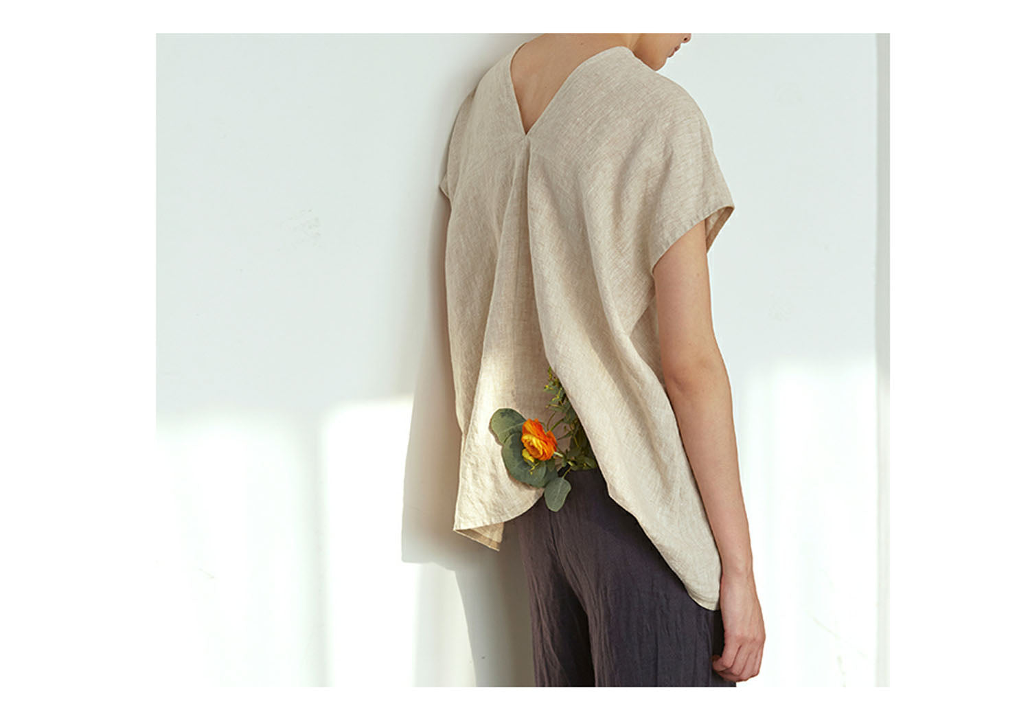 edoa Linen Split Neck Tunic