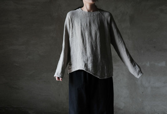 edoa Flaxl Linen Asymmetric Long Sleeve Top