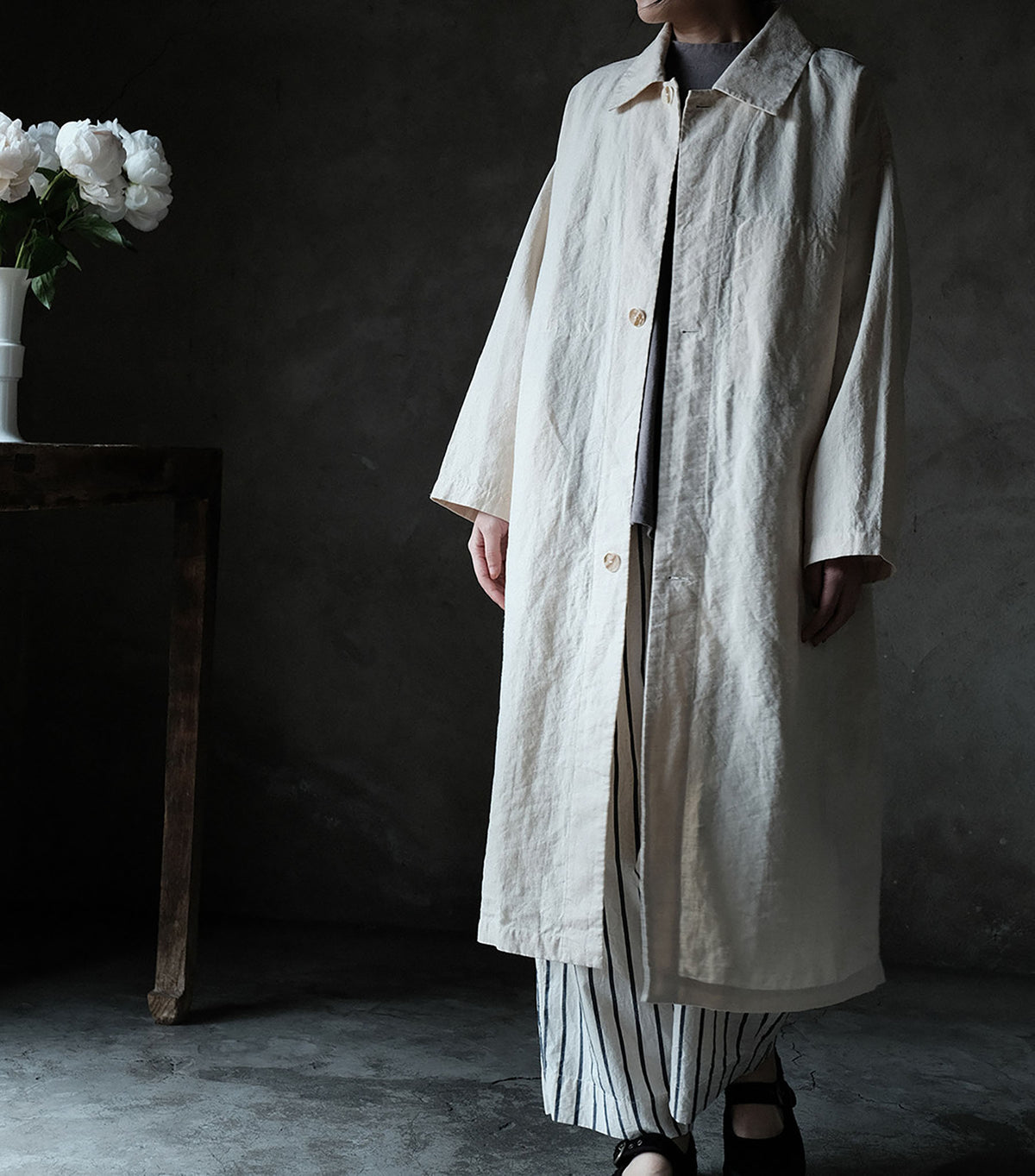 edoa White Silk Linen Blend Dust Coat 