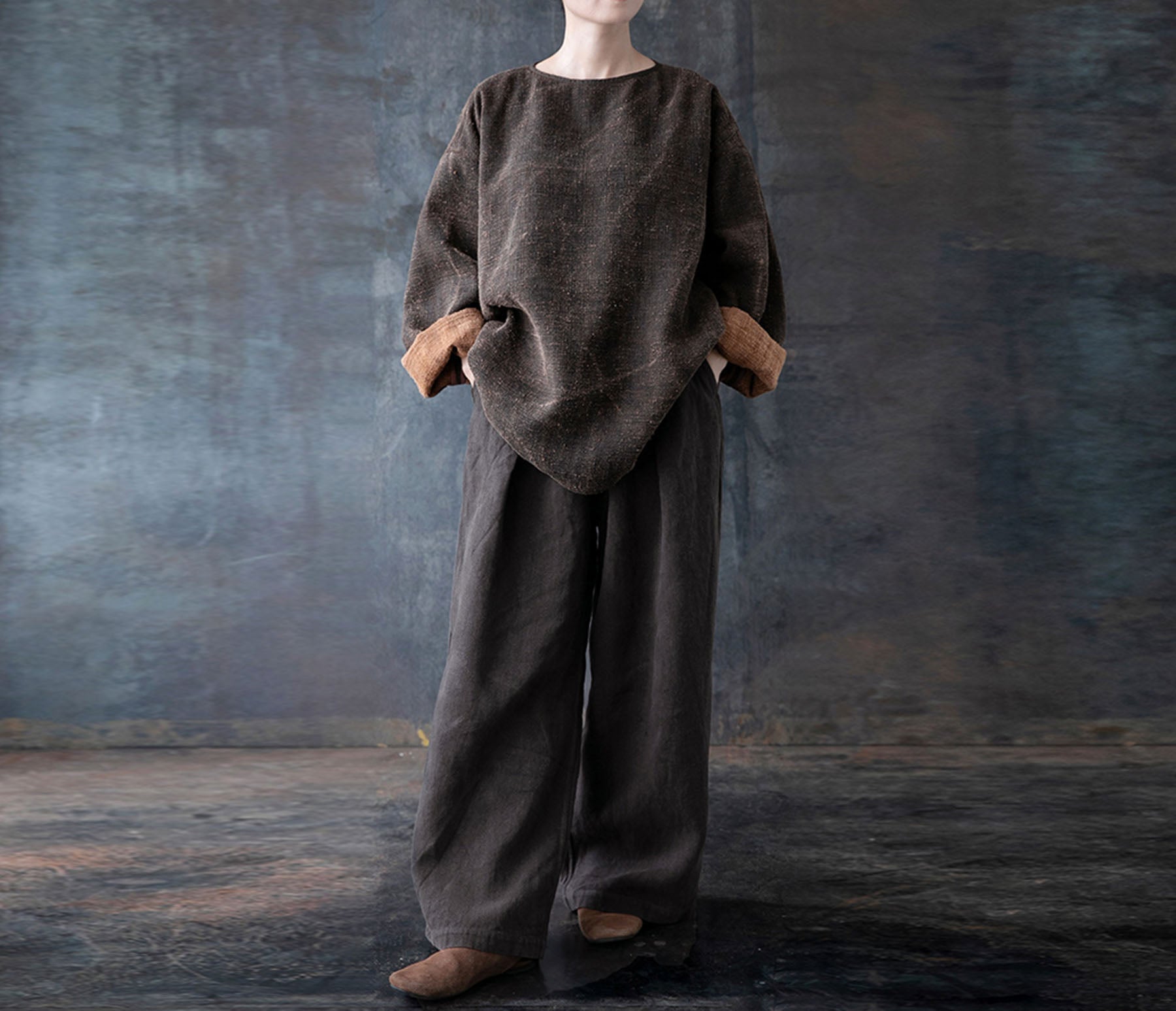 edoa Heavy Weight Mud Tussah Silk Top