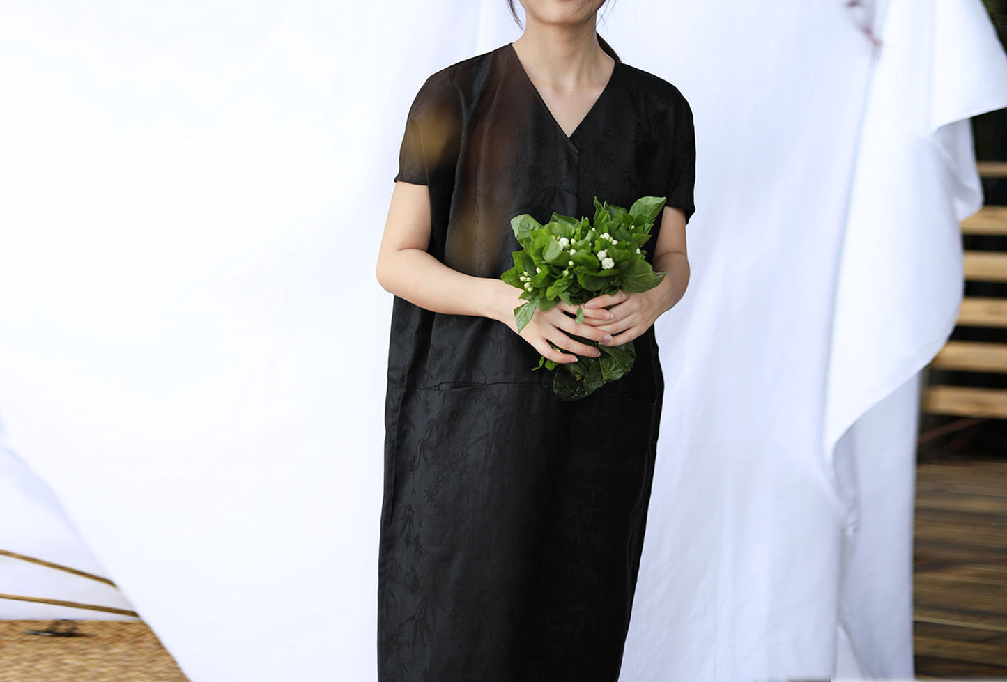 edoa Mud Silk Jacquard V-neck Dress