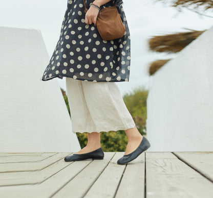 edoa Loose Fitting Thin Linen Underpants