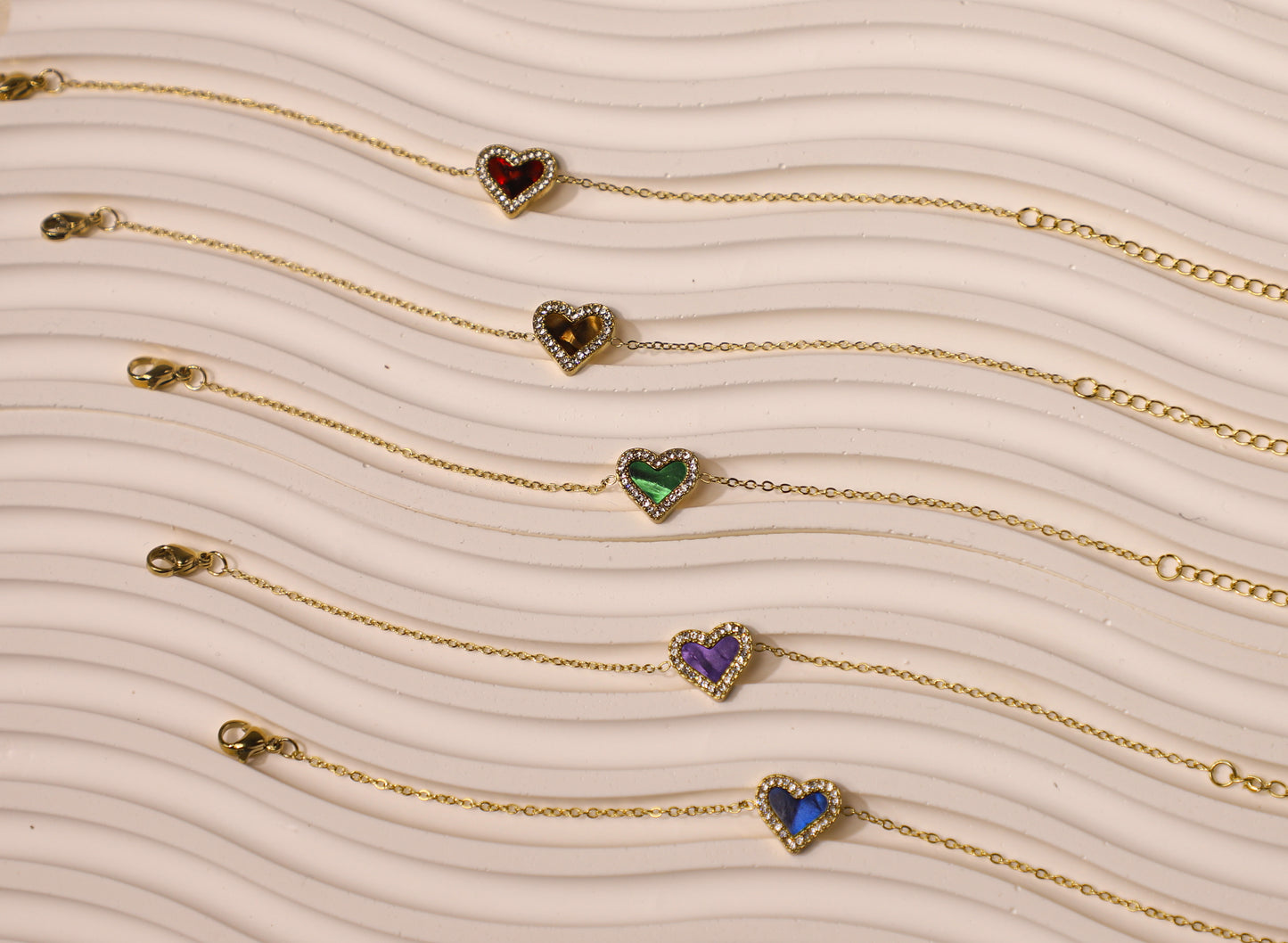 edoa Minimalist Heart Bracelet