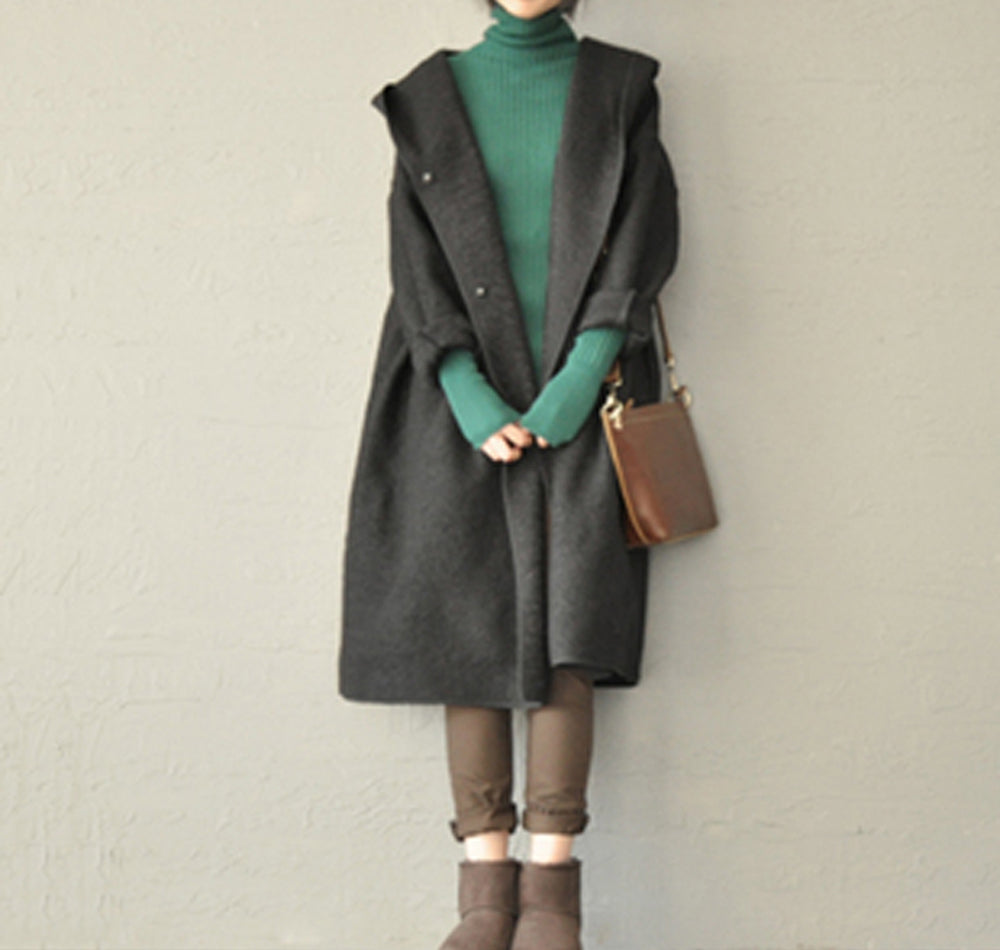 edoa Heavy Weight Bouclé Sorcerer Hooded Coat