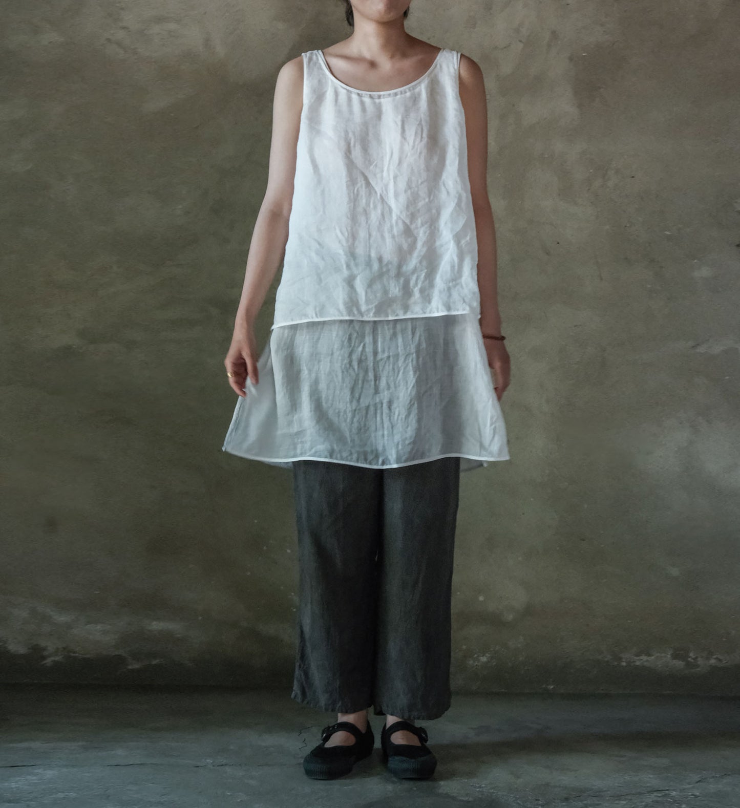 edoa White Long-termism High Count Ramie Tank Top