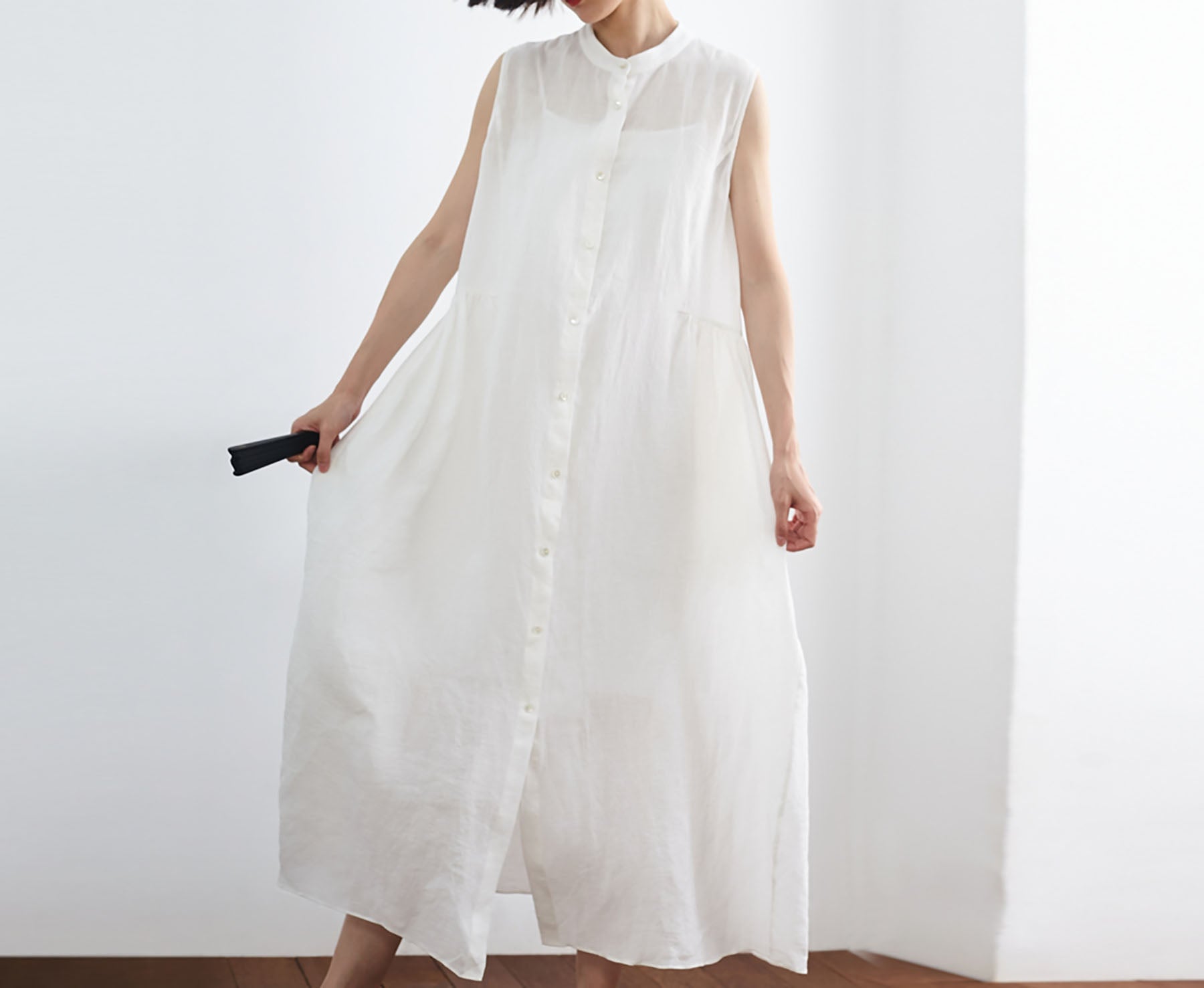 edoa Off White Sleeveless Linen Shirt Dress