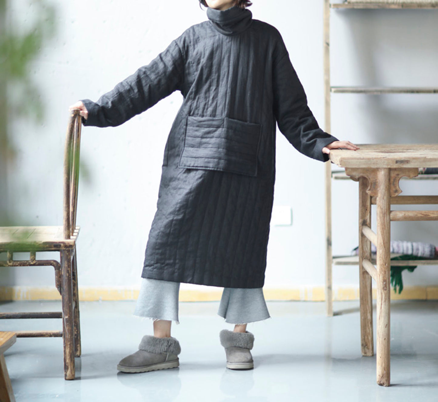 edoa Linen Turtle Neck Quilted Pull-over Coat