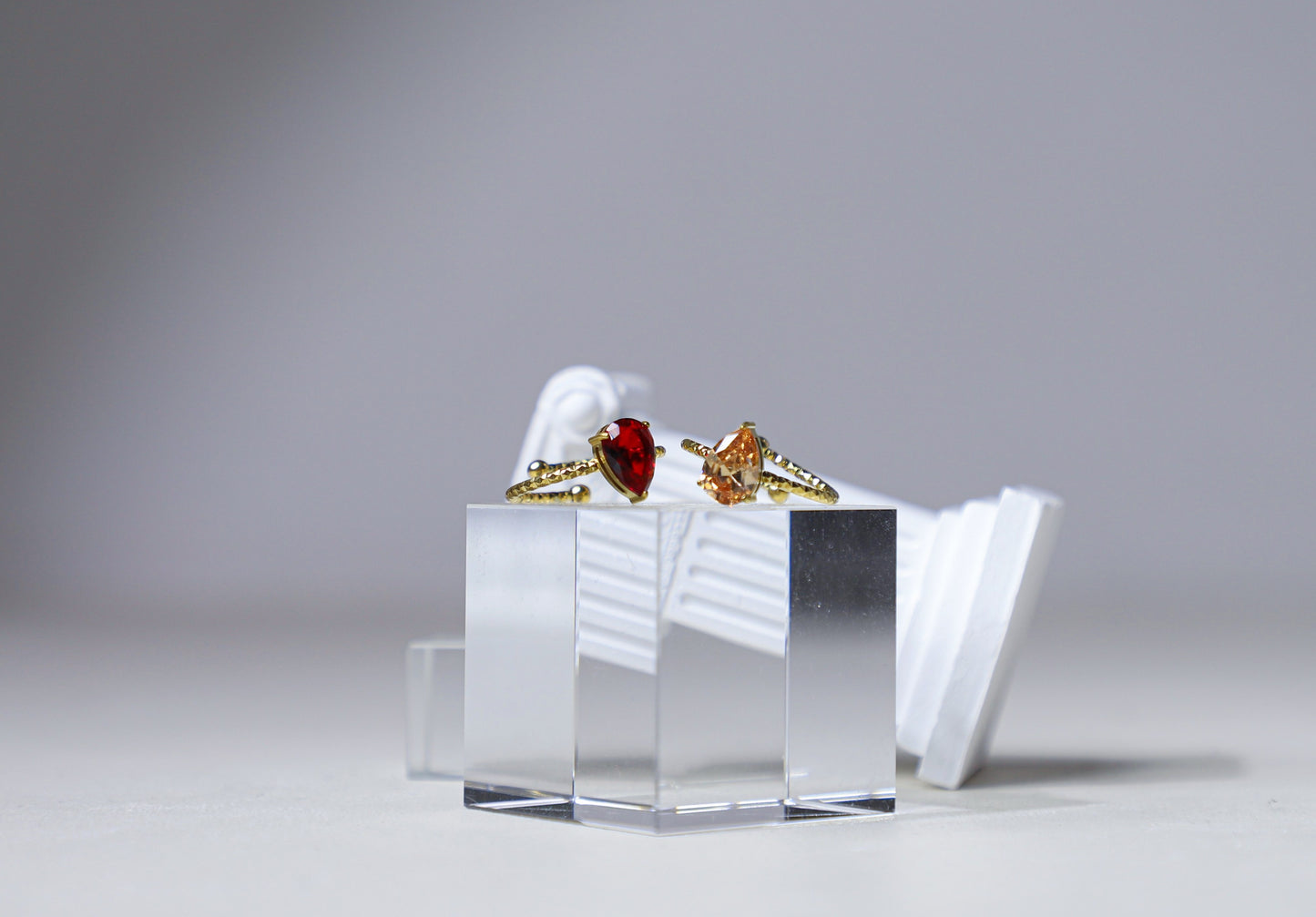 edoa Adjustable Classic Teardrop Gemstone Ring