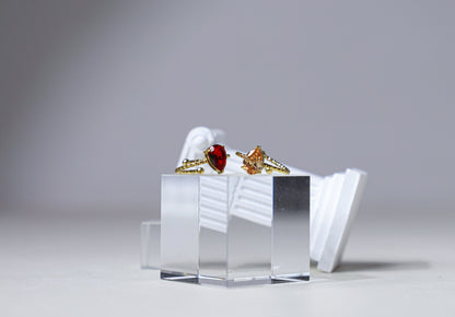edoa Adjustable Classic Teardrop Gemstone Ring
