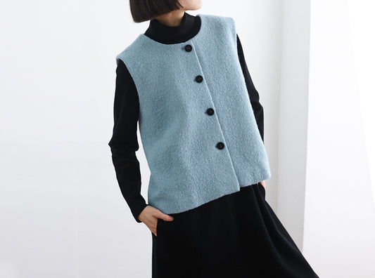 edoa Boiled Wool Vest 