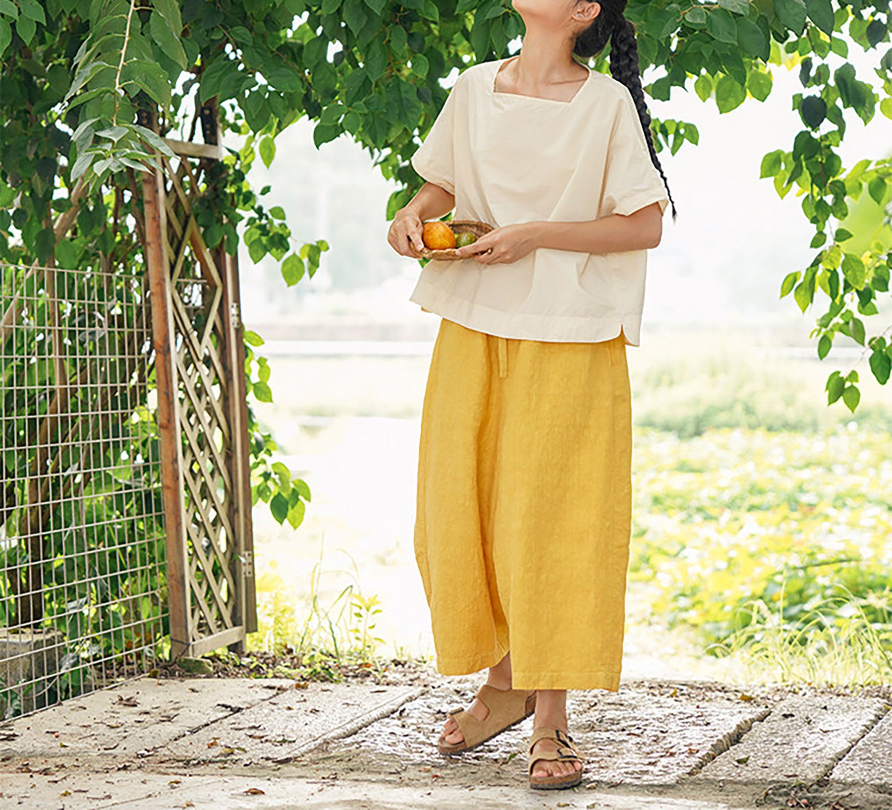 edoa Linen Above Ankle Length Trousers