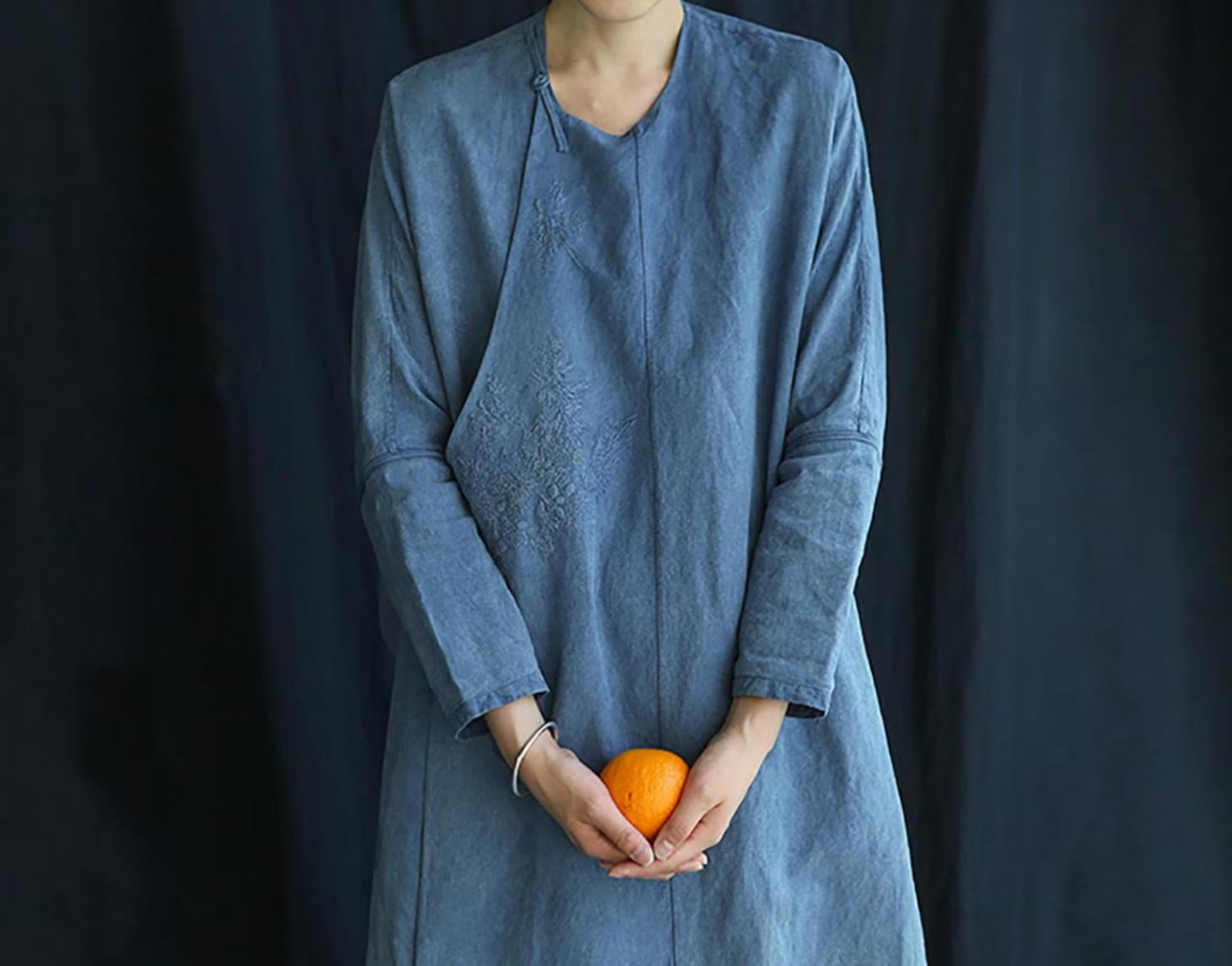 edoa Plant Dyed Linen Silk Blend Cheongsam