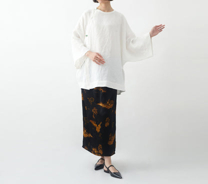 edoa Minimalist Linen Blouse with Jade Buttons