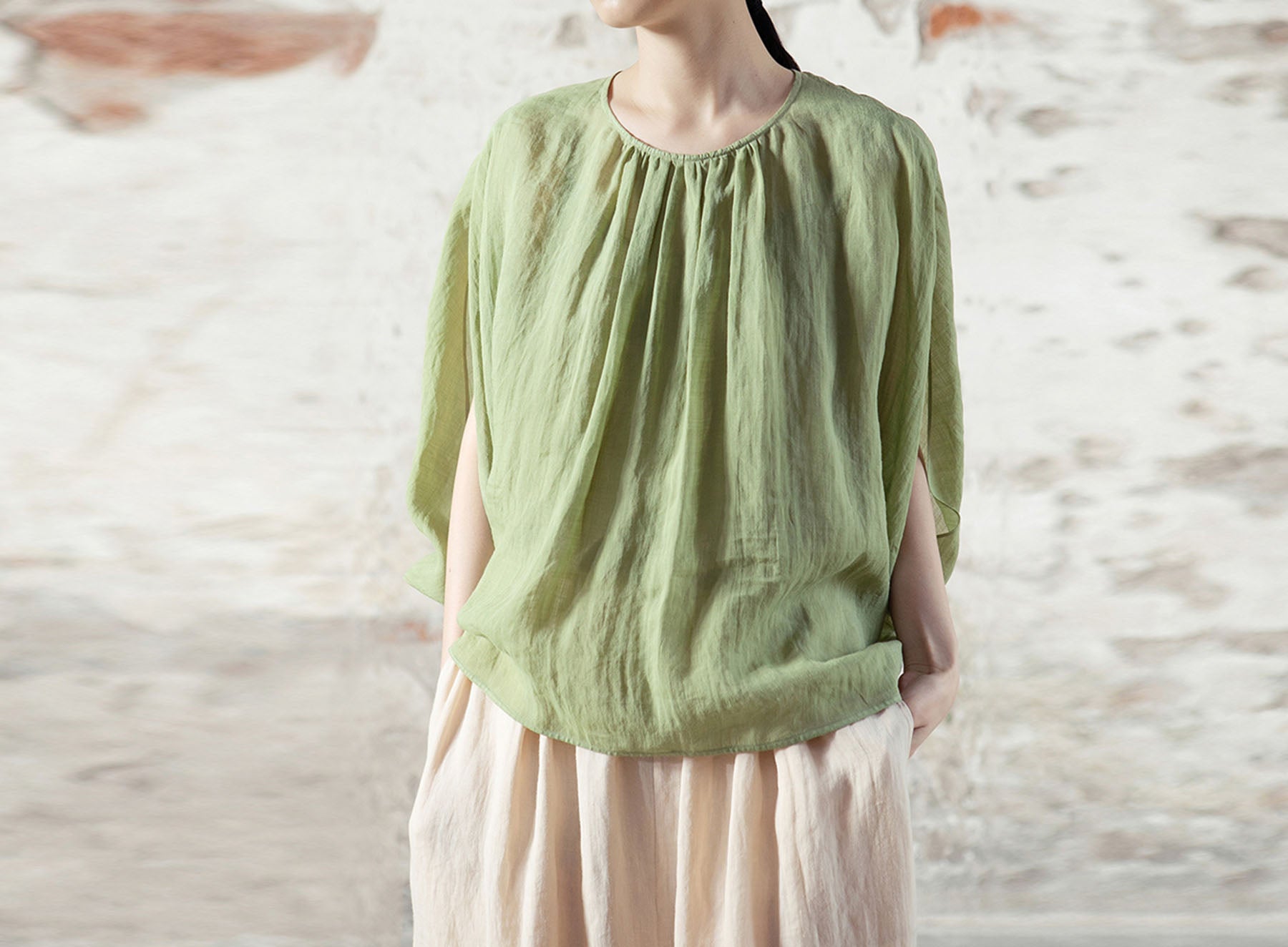 edoa High Counted Ramie Gathering Greek Blouse